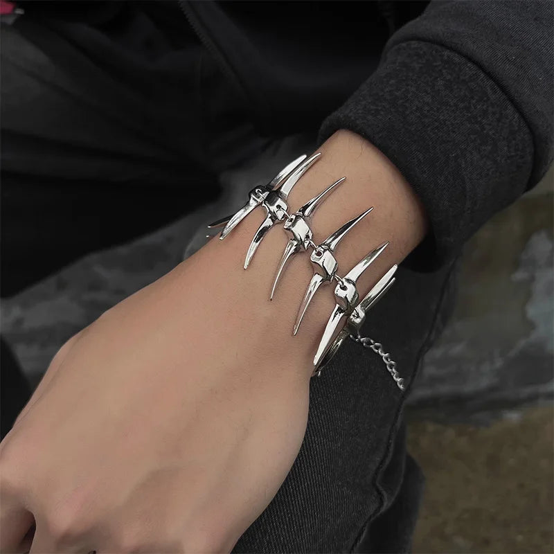 Kaleido Thorn Chain
